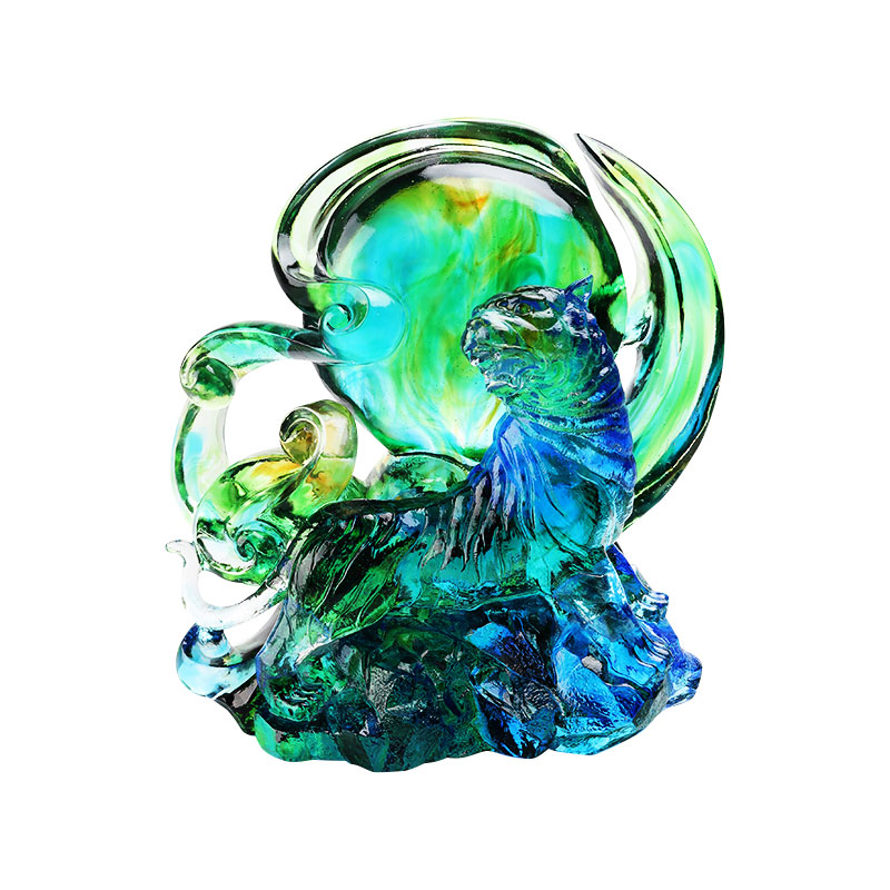 Ornamen harimau kaca kristal transparan berwarna biru kehijauan