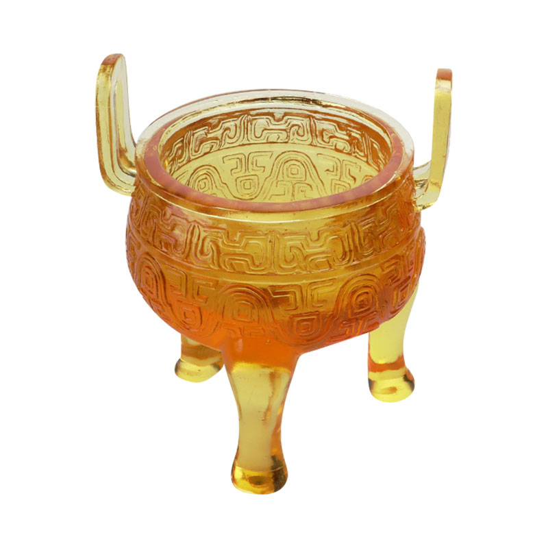 Ornamen tripod glasir berwarna emas