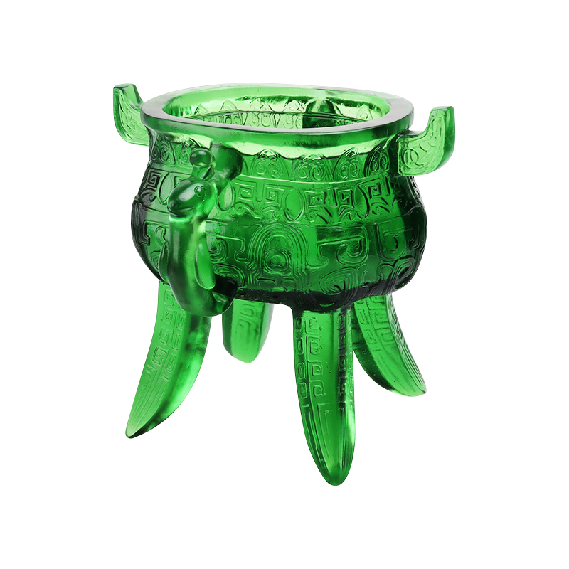 Tripod Kaca Kristal hijau zamrud dengan pegangan berbentuk telinga