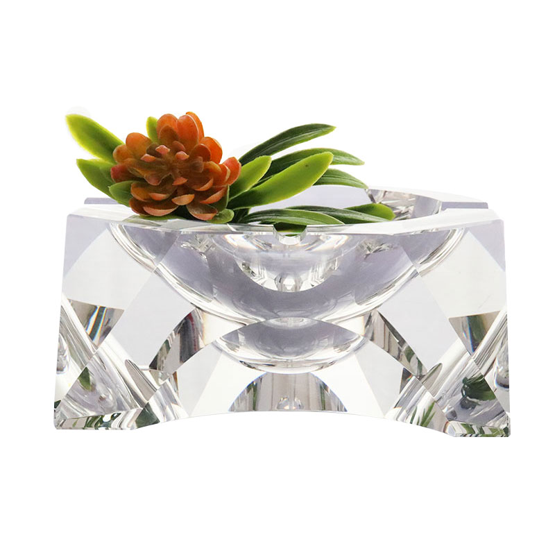 Asbak kristal kaca transparan desain geometris sederhana