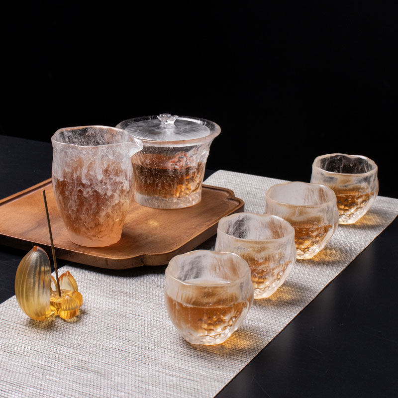 Set Cangkir Teh Bening Dengan Tutup