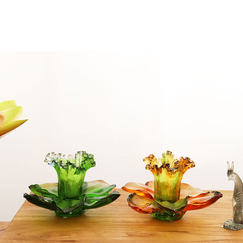 Tempat Lilin Berbentuk Kelopak Kaca