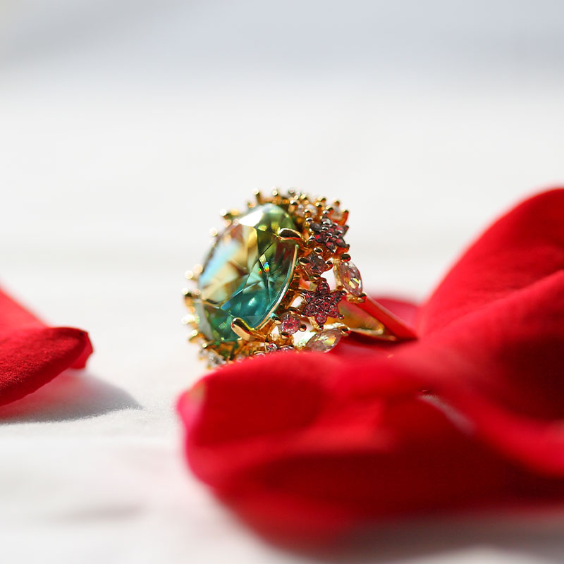 Cincin Kaca Elegan Hijau Ovl