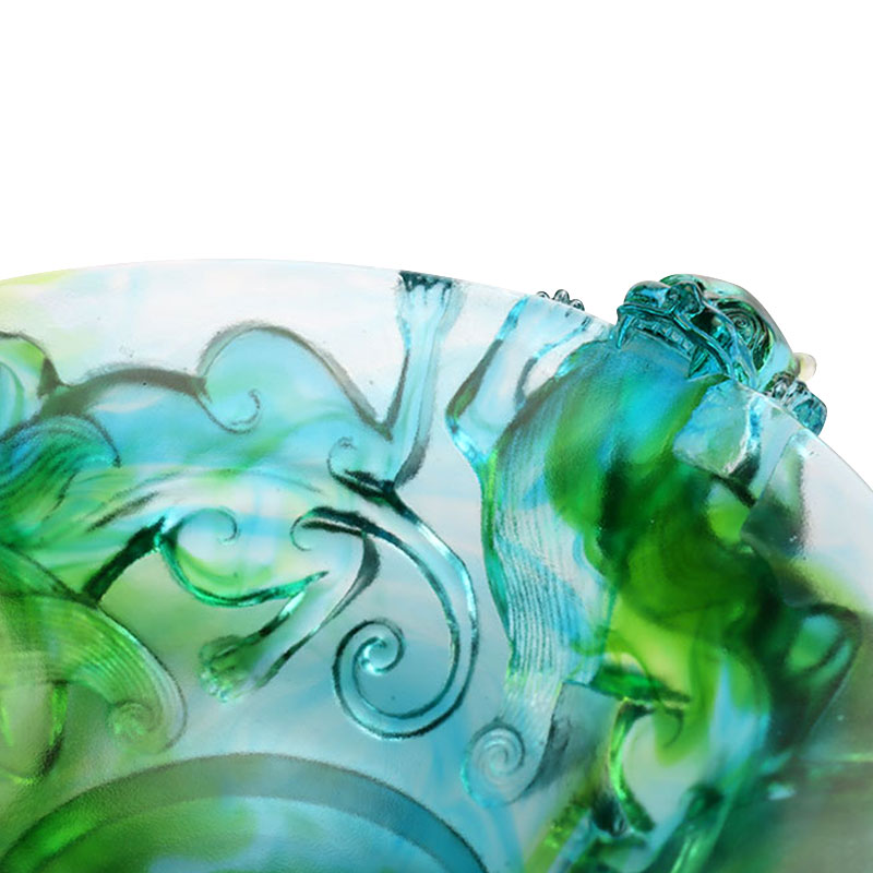 Piring buah kaca hijau transparan