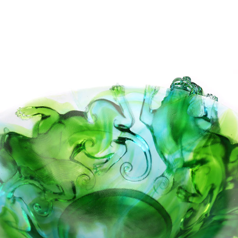 Piring buah kaca hijau transparan