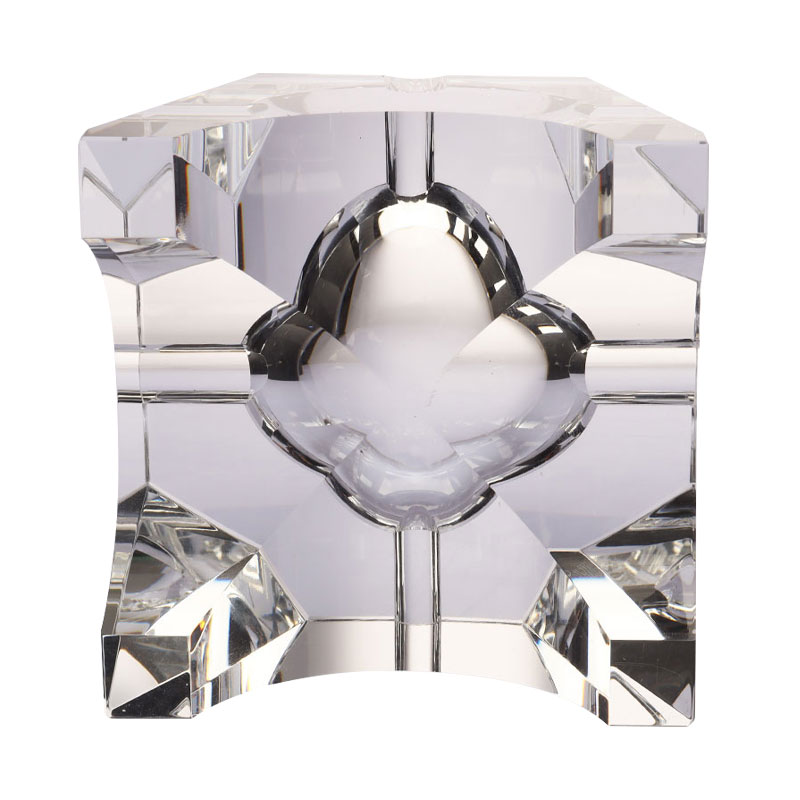Asbak kristal kaca transparan desain geometris sederhana