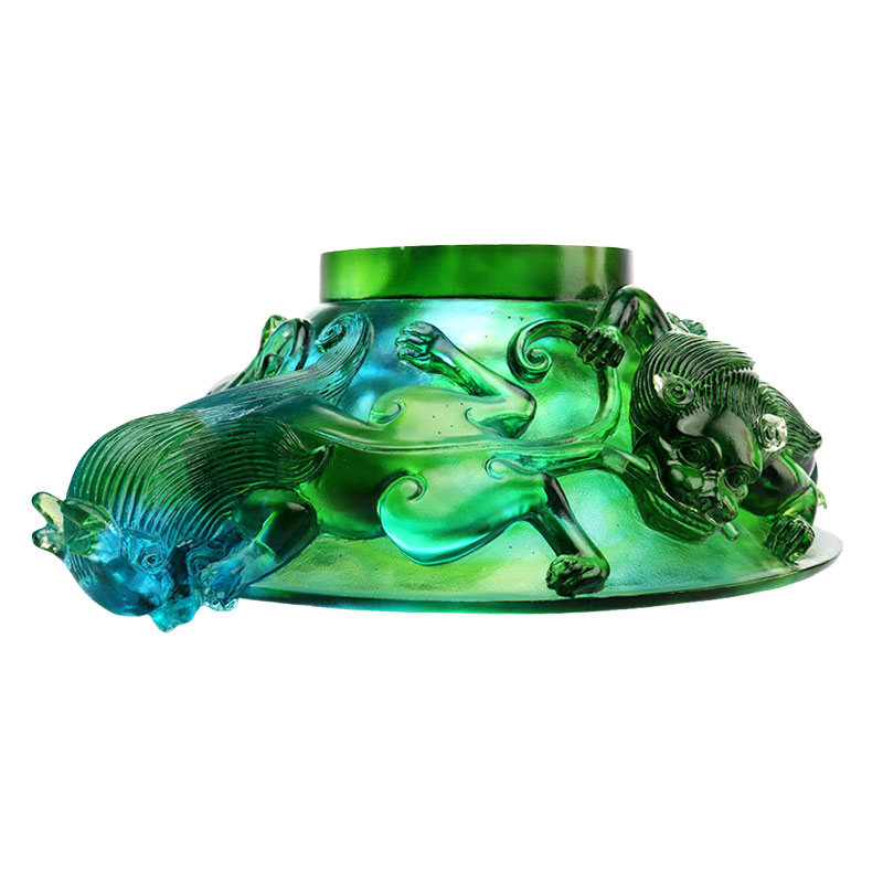 Piring buah kaca hijau transparan