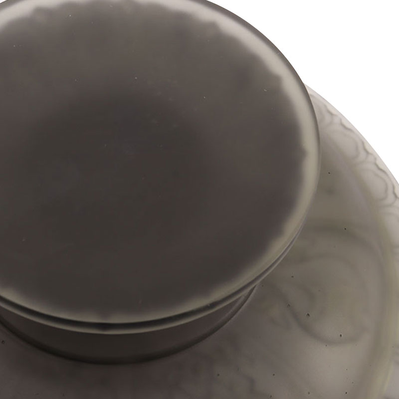 Mangkuk buah glasir berwarna abu-abu