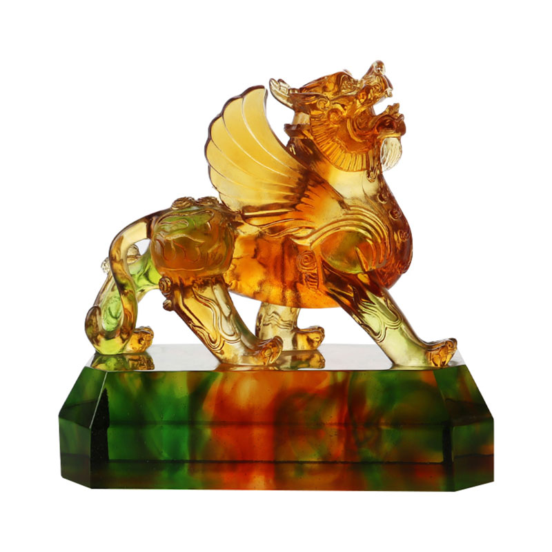 Ornamen binatang glasir berwarna jernih