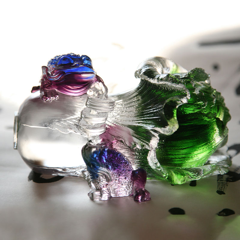 Ornamen Patung Katak Emas Kaca Kristal