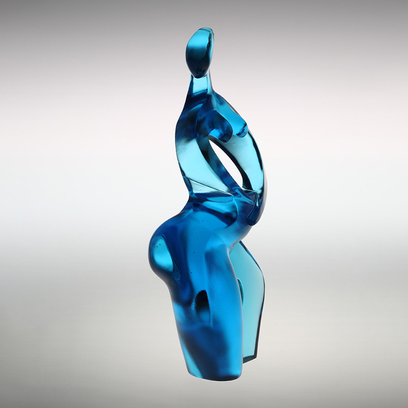 Ornamen patung seni Artemis biru murni