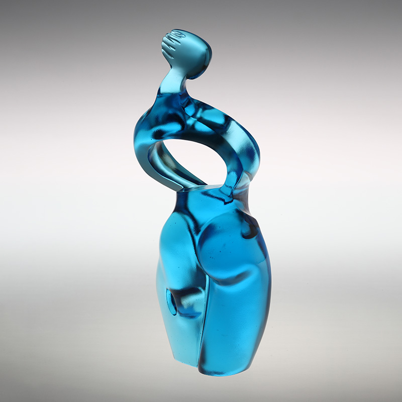 Ornamen patung seni Artemis biru murni